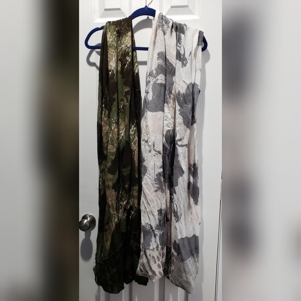 2 fashion infinity scarves